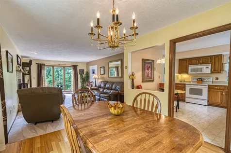 68 Stagecoach Road Sunapee NH 03782