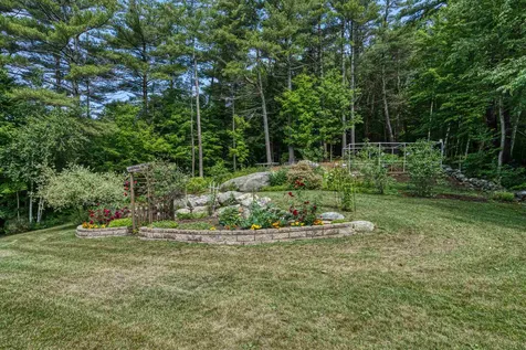 68 Stagecoach Road Sunapee NH 03782