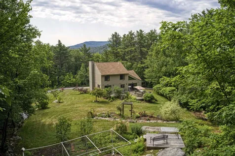 68 Stagecoach Road Sunapee NH 03782