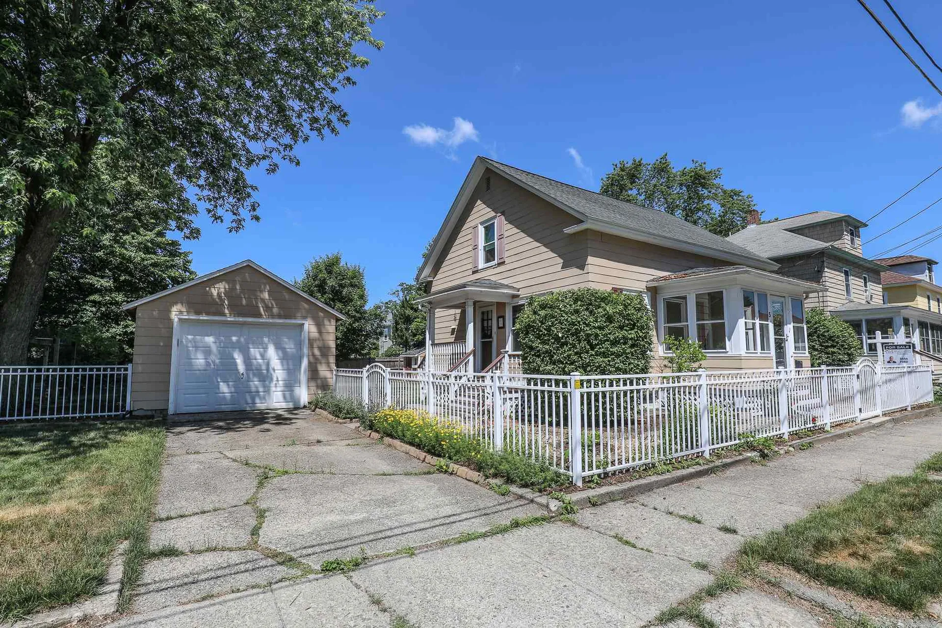 5 Verona Street Nashua NH 03060