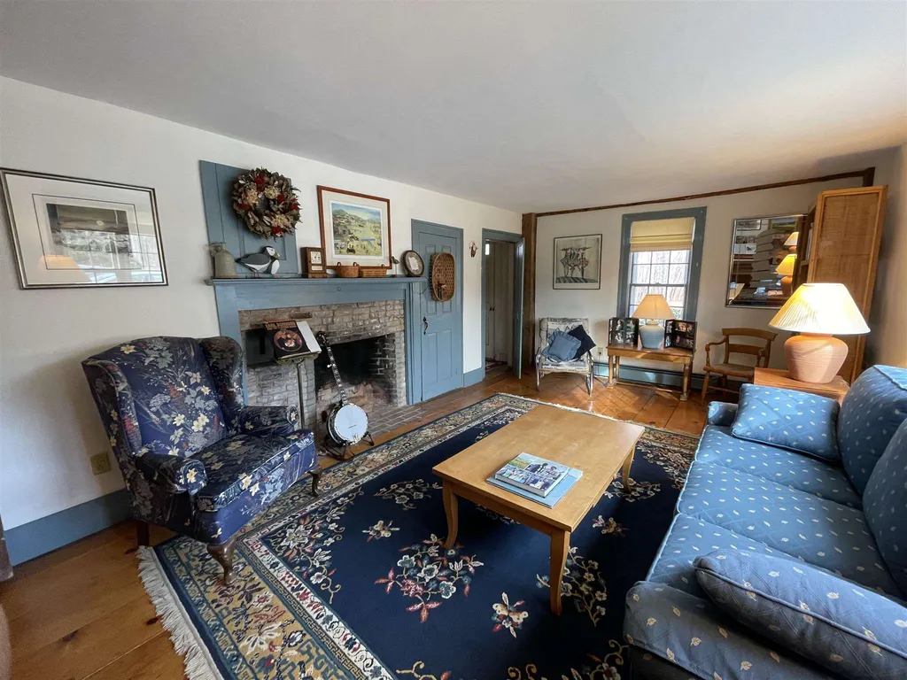 166 Pickpocket Road Brentwood NH 03833