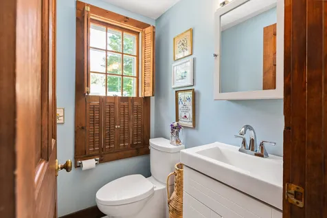 166 Pickpocket Road Brentwood NH 03833