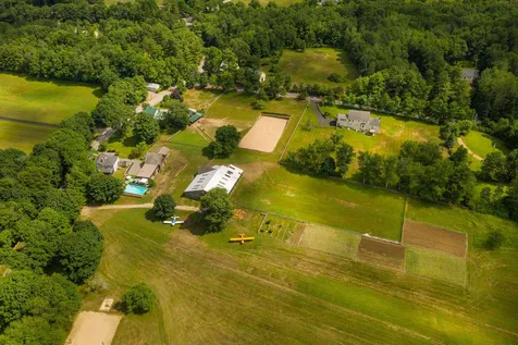 166 Pickpocket Road Brentwood NH 03833