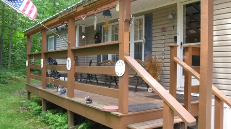 9 Gill Street Gorham NH 03581