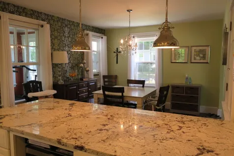 24 Auburn Street Exeter NH 03833