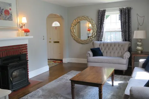 24 Auburn Street Exeter NH 03833