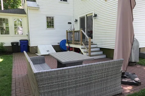 24 Auburn Street Exeter NH 03833