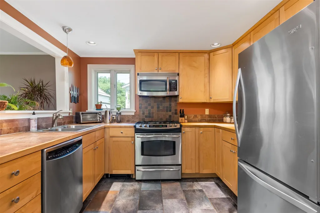 65 George Street Burlington VT 05401