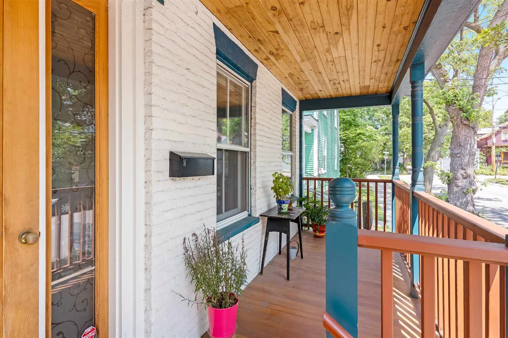 65 George Street Burlington VT 05401