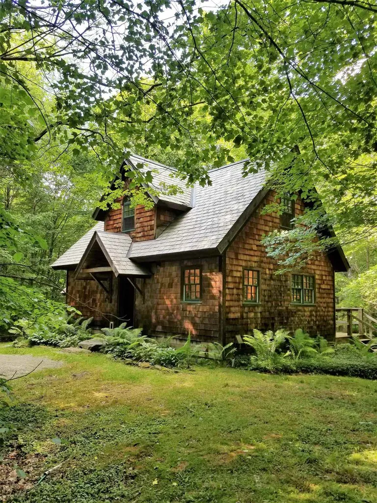 119 Spruce Knob Road Middletown Springs VT 05757