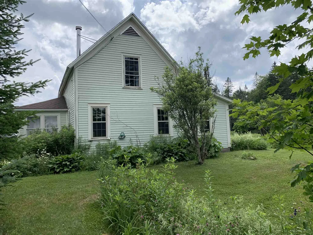 1881 Vt Route 114, East Haven, VT