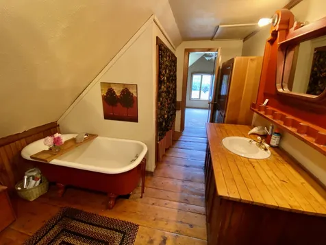 511 South Hill Road Ludlow VT 05149