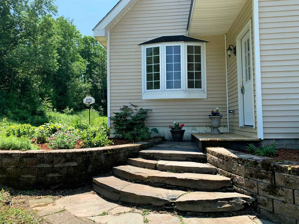169 Smith Road Cabot VT 05647