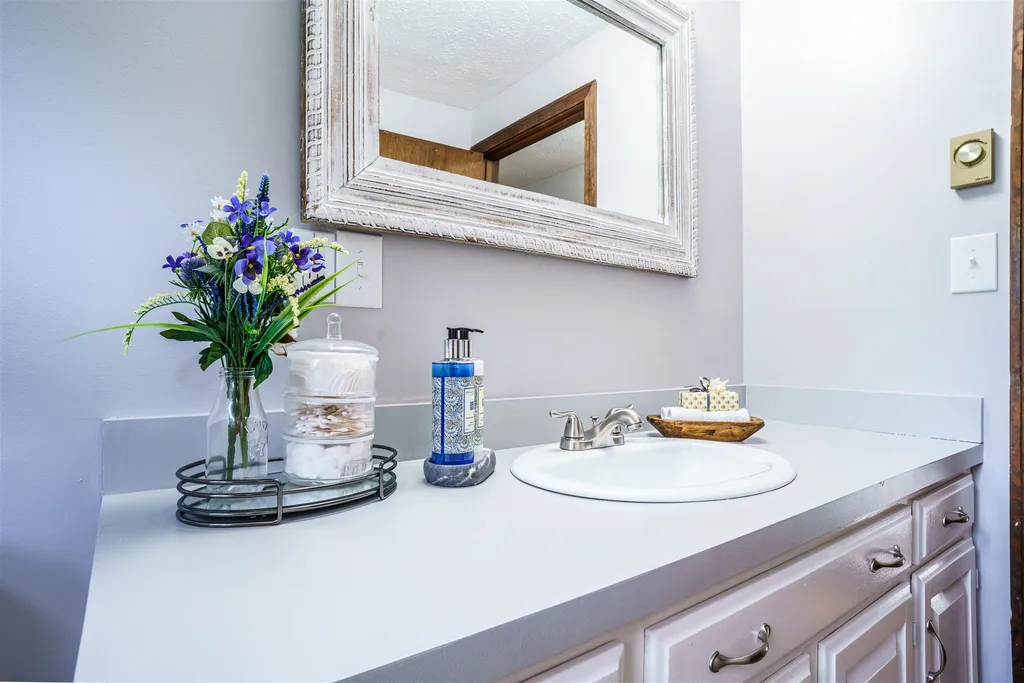 91 Keay Road Berwick ME 03901