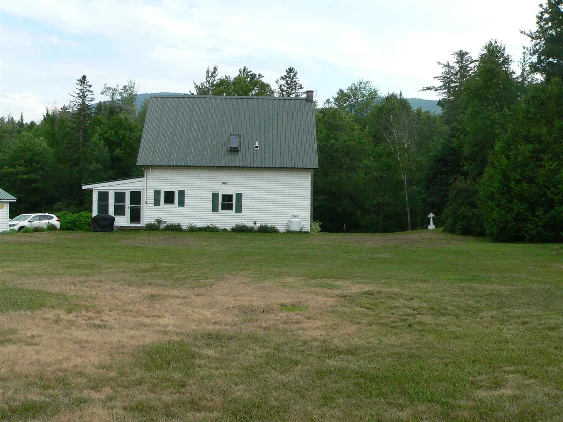 30 Potter Road Stark NH 03582