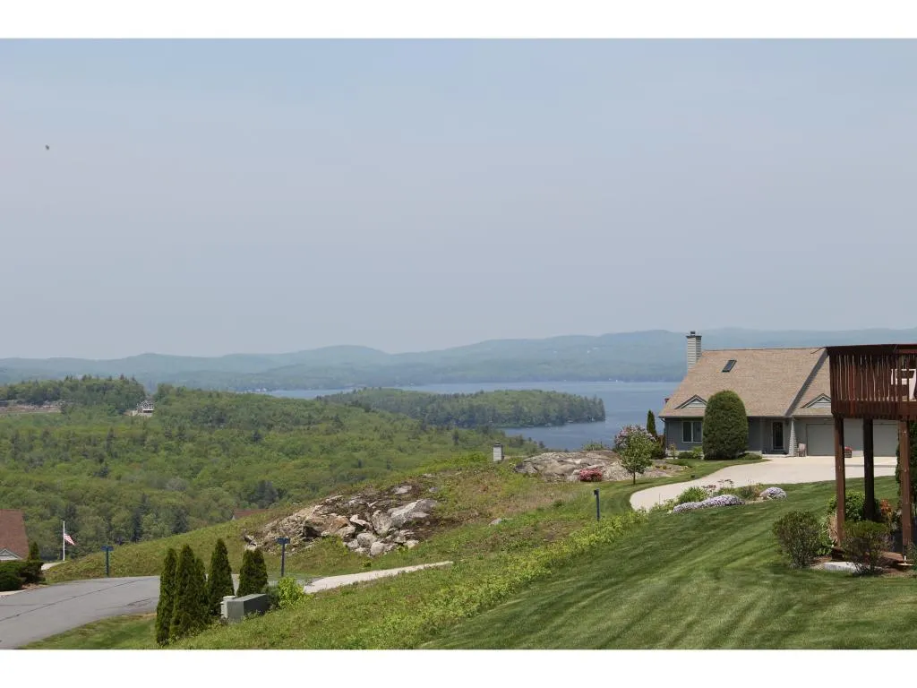 29 N Peak Village Newbury NH 03255