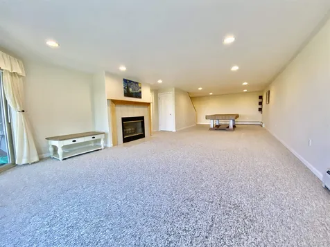 29 N Peak Village Newbury NH 03255