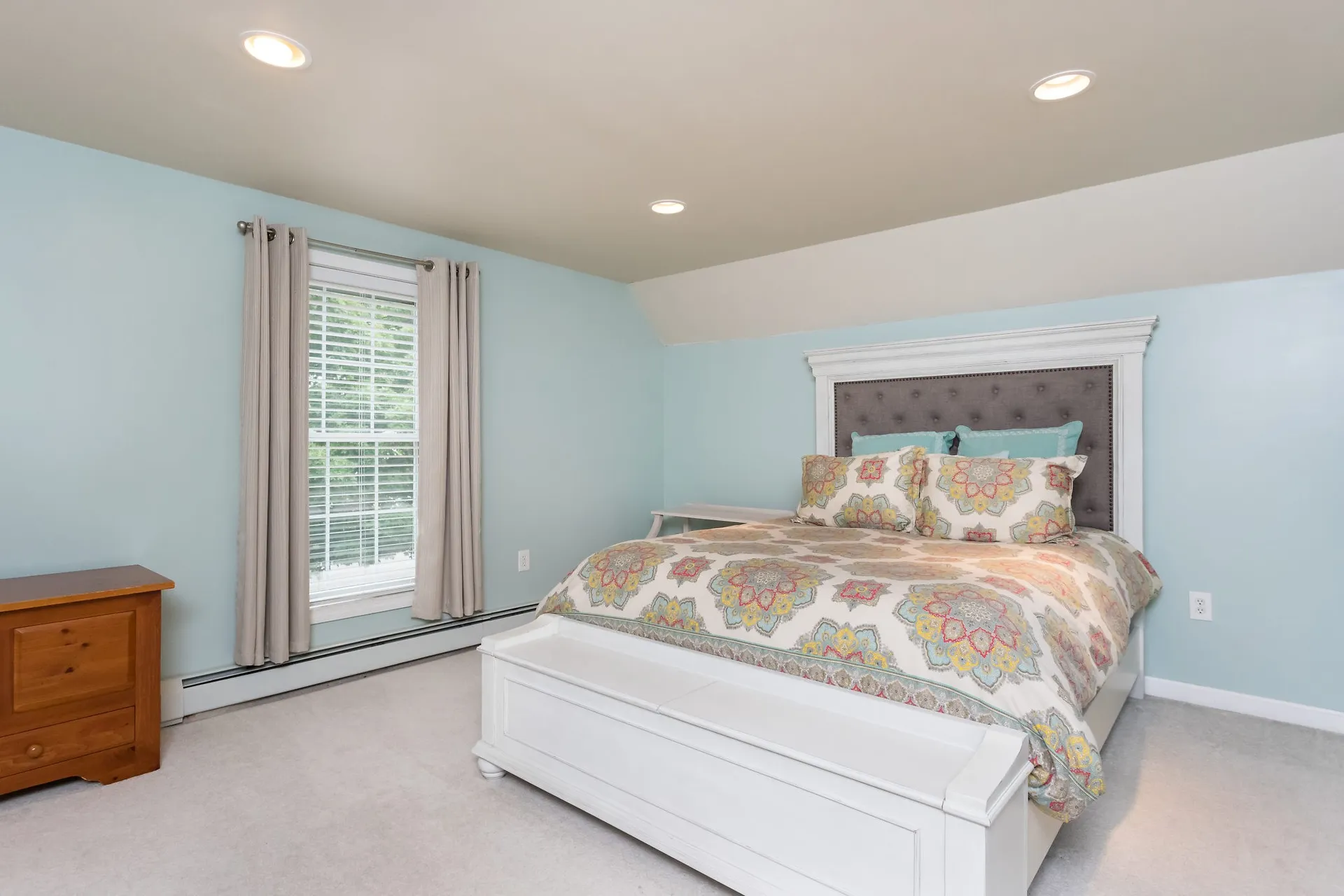 24 Cote Circle Raymond NH 03077