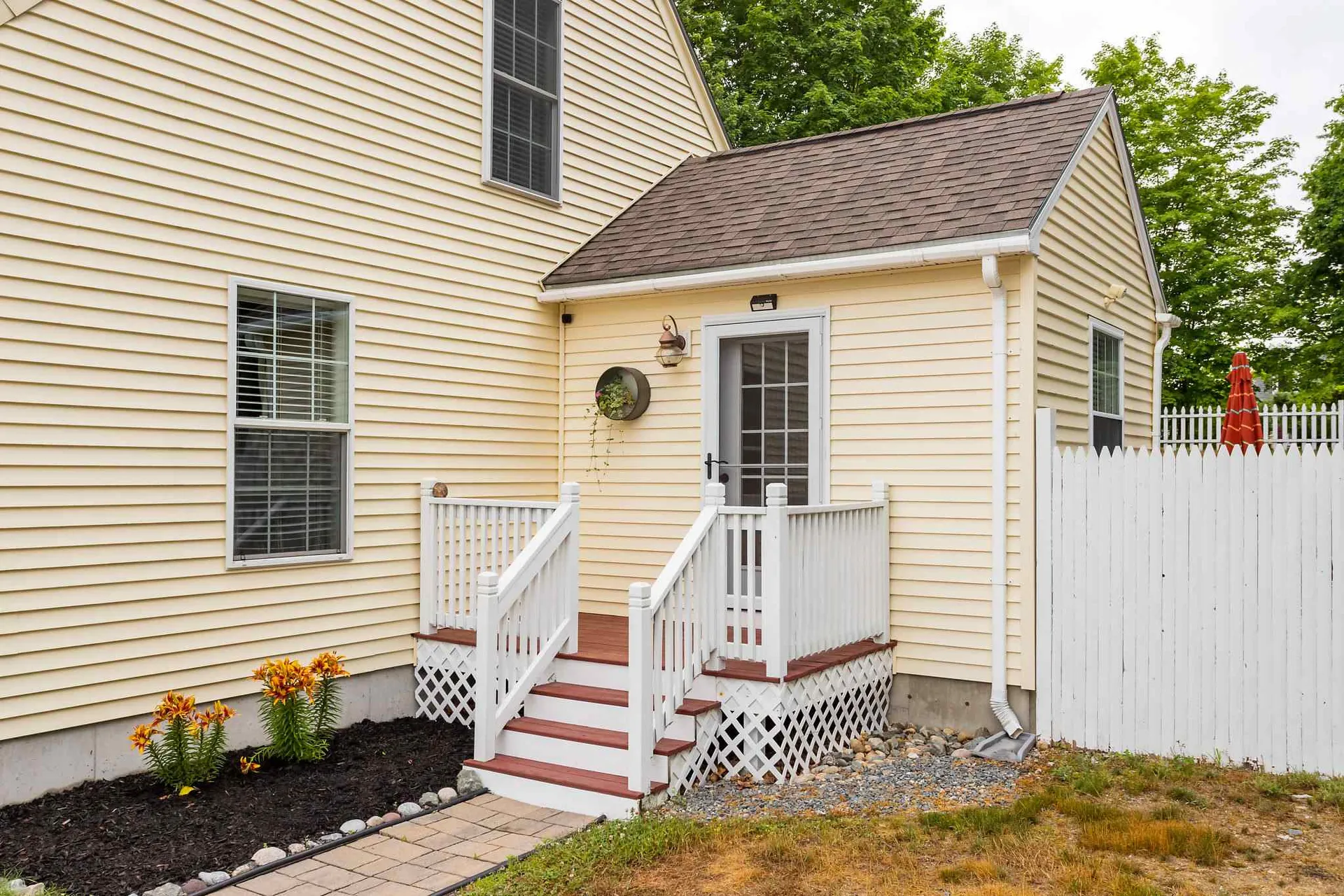 24 Cote Circle Raymond NH 03077