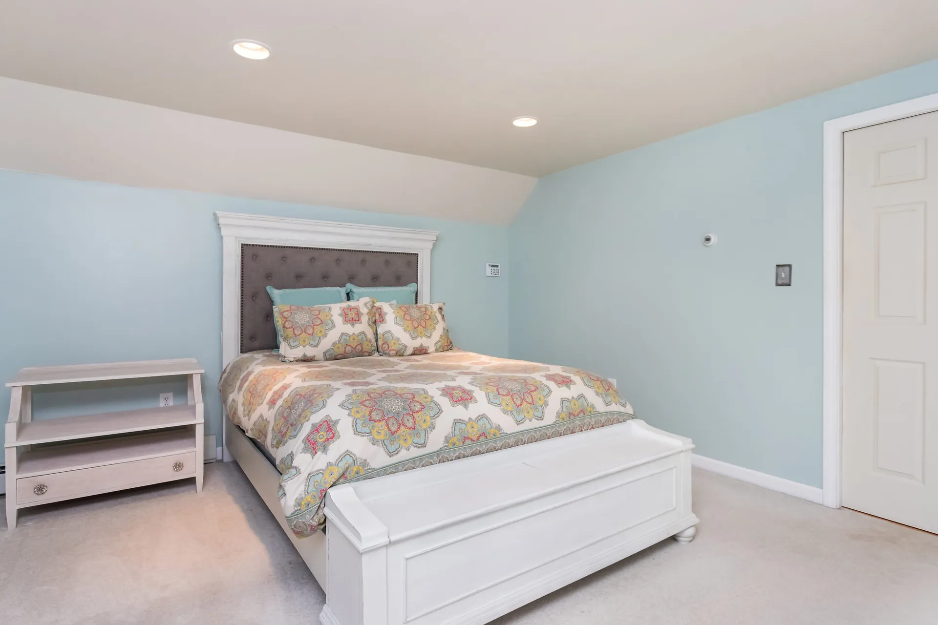 24 Cote Circle Raymond NH 03077