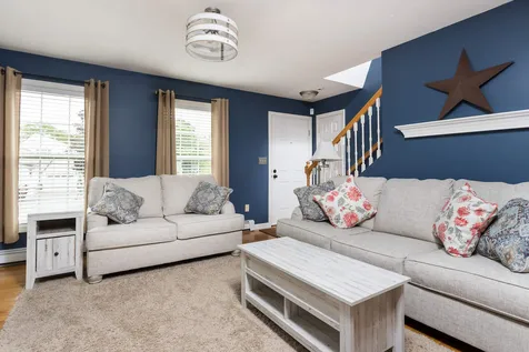 24 Cote Circle Raymond NH 03077