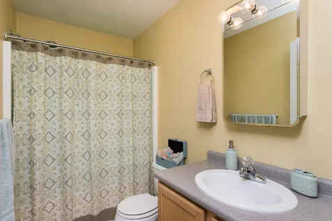 24 Cote Circle Raymond NH 03077