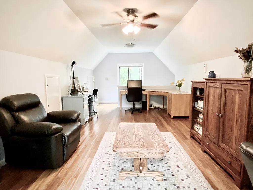 2 Lancelot Lane Bristol NH 03222