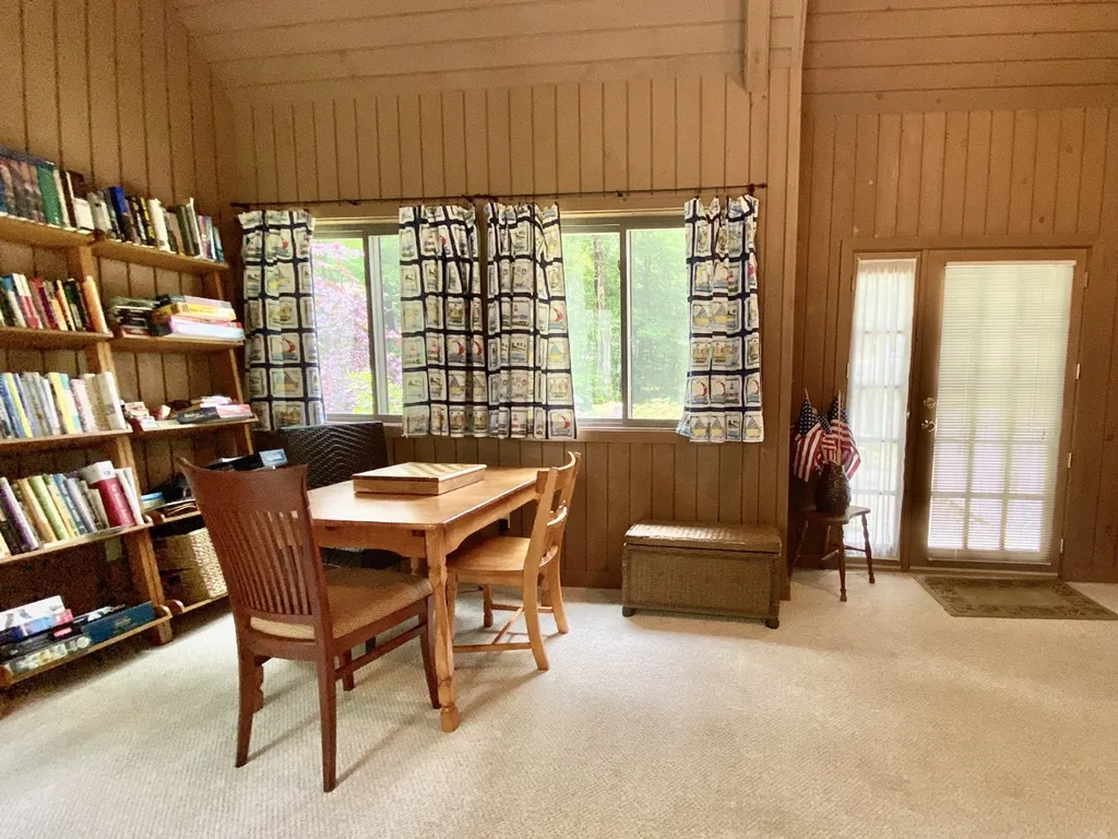 2 Lancelot Lane Bristol NH 03222