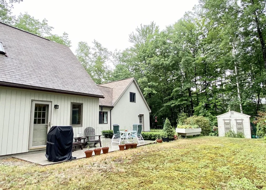 2 Lancelot Lane Bristol NH 03222