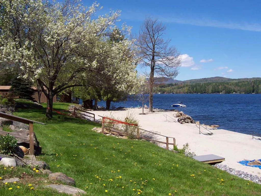 2 Lancelot Lane Bristol NH 03222