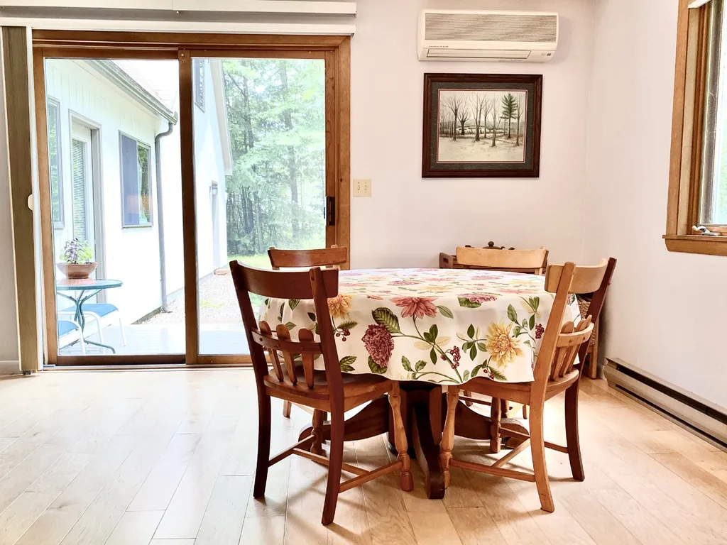 2 Lancelot Lane Bristol NH 03222