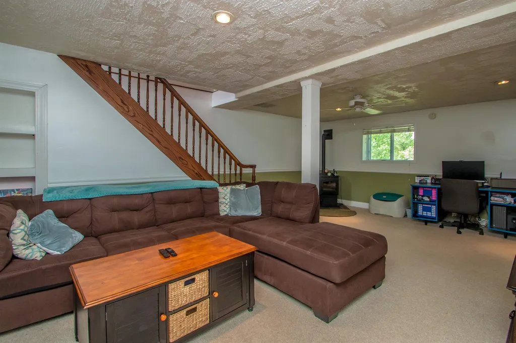 36 Couture Road Jefferson NH 03583