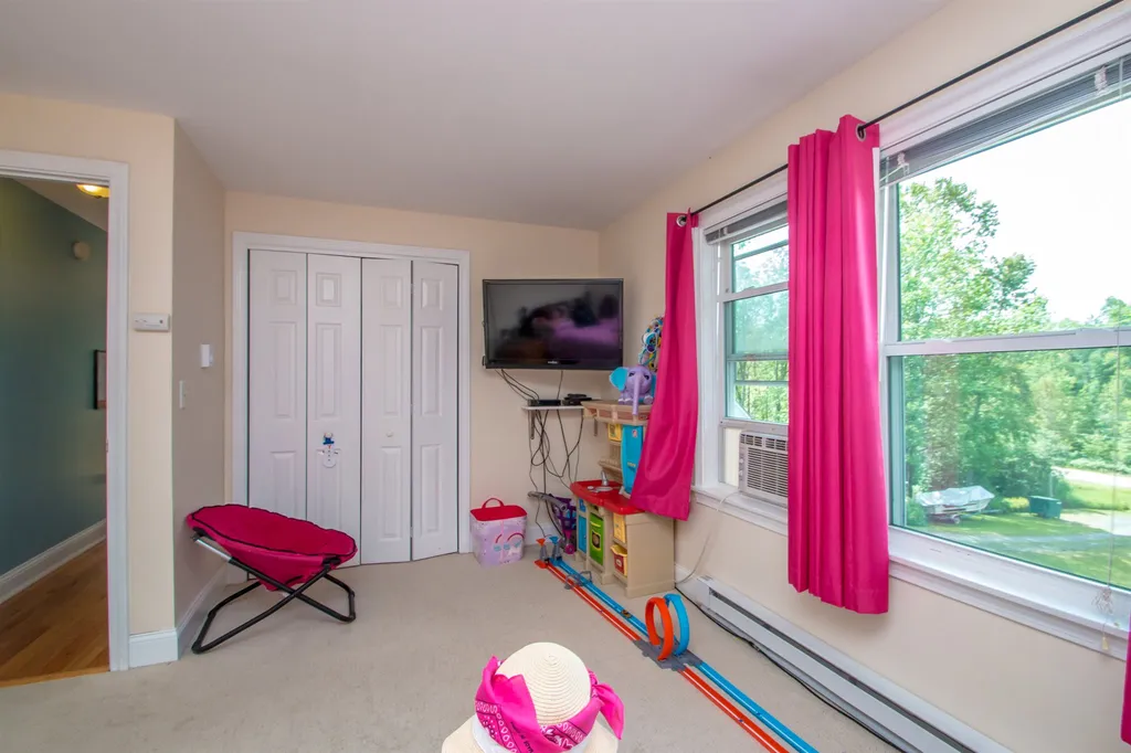 36 Couture Road Jefferson NH 03583