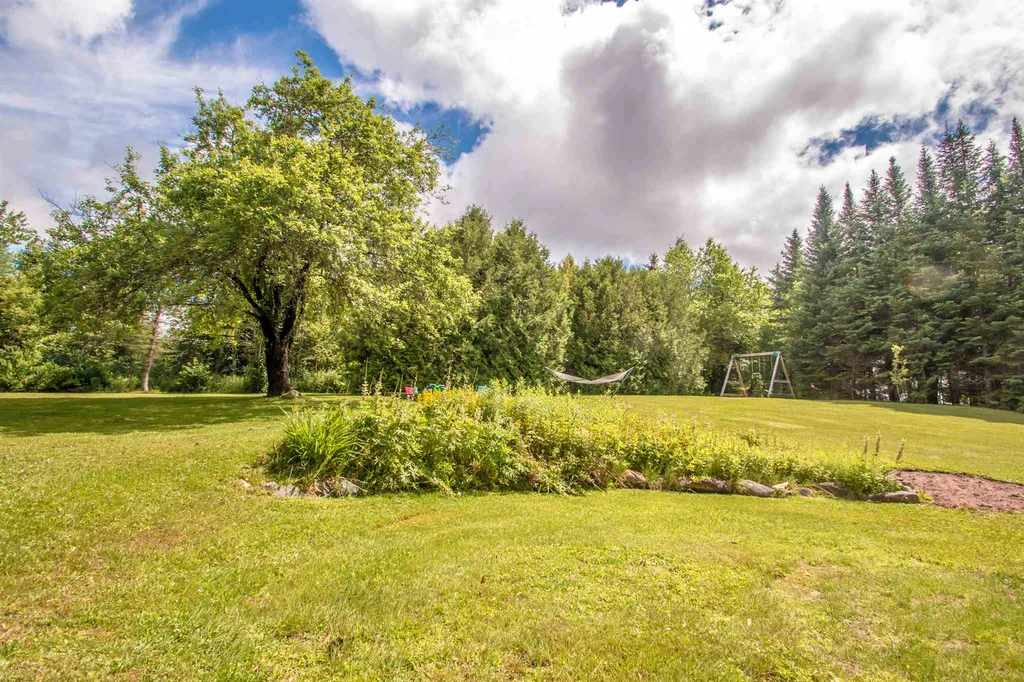 36 Couture Road Jefferson NH 03583