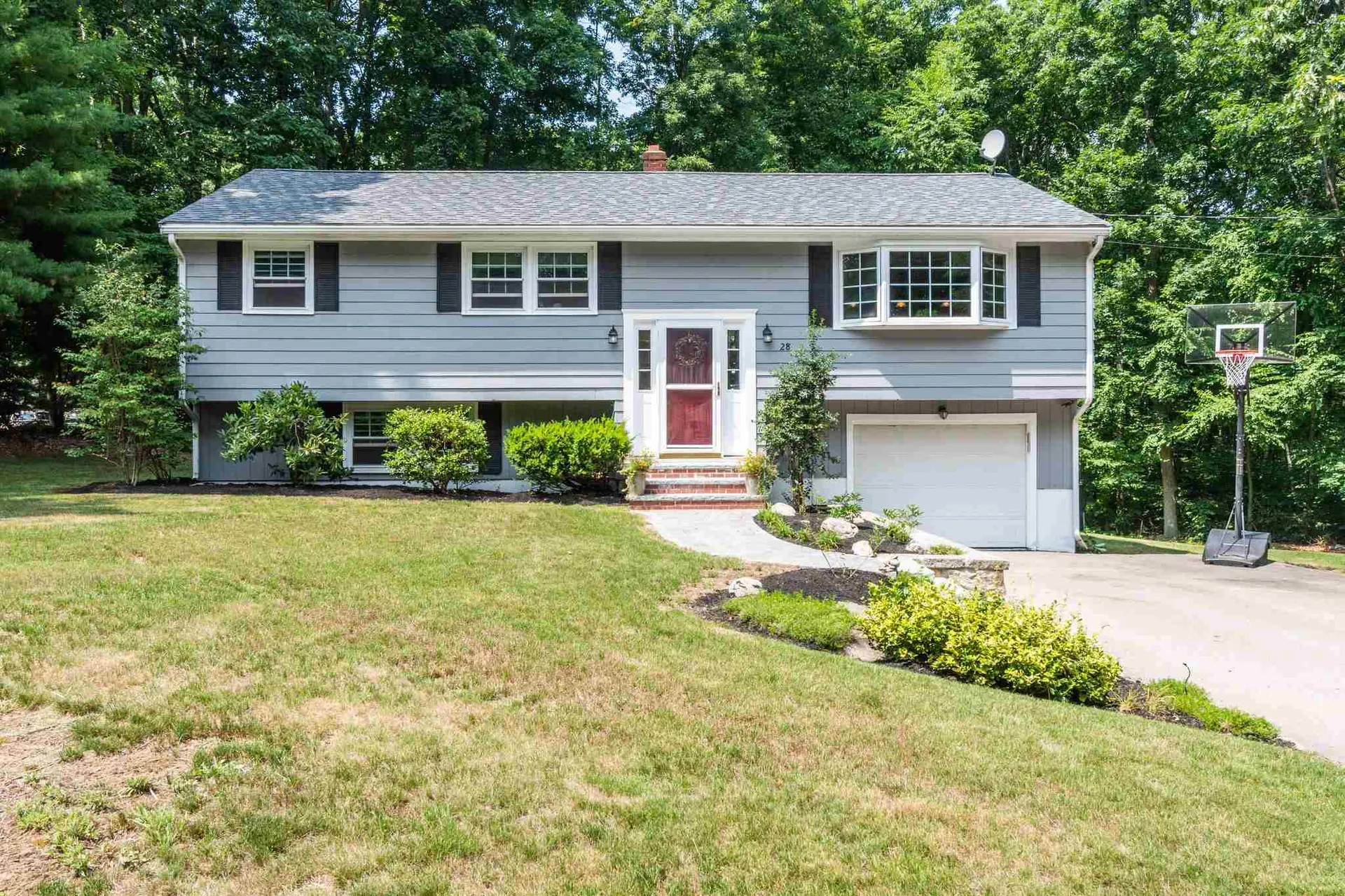28 Summit Drive Atkinson NH 03811