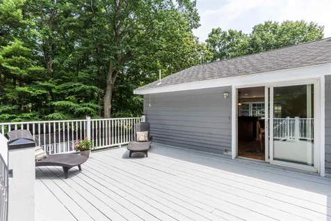 28 Summit Drive Atkinson NH 03811