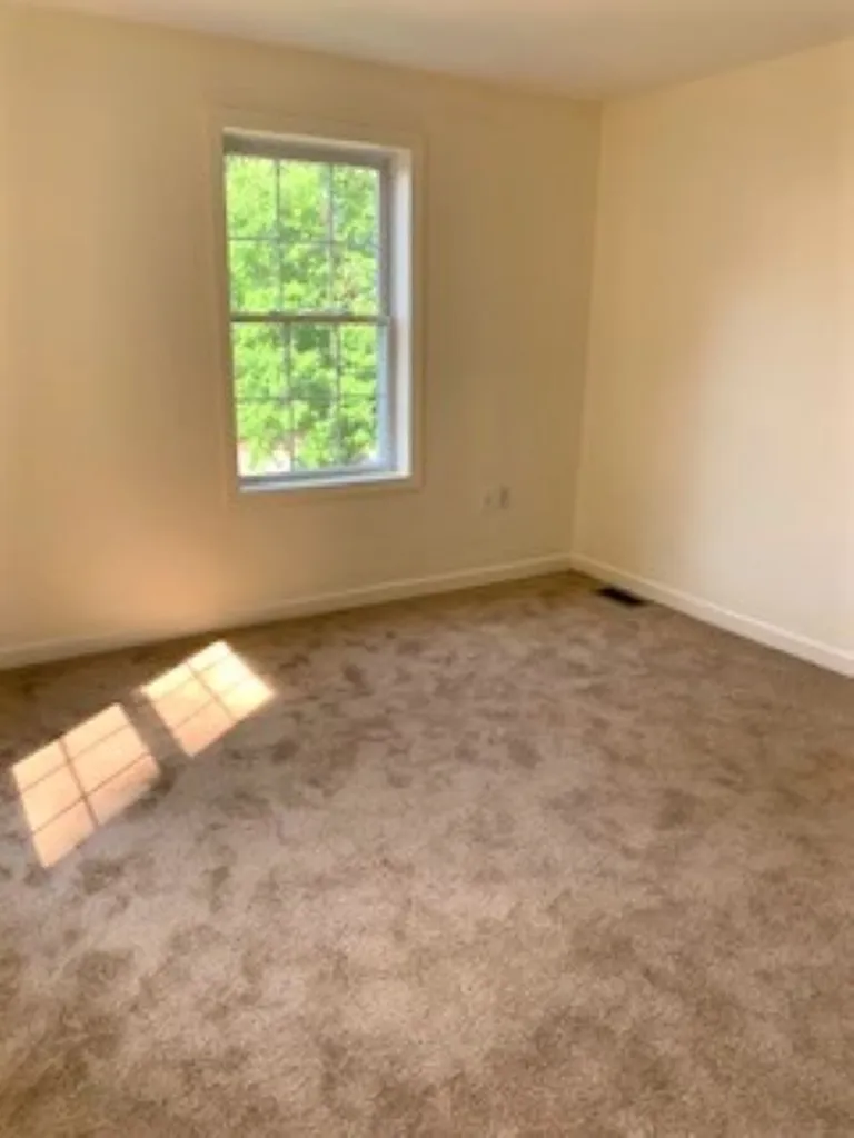 2 Smokey Lane Nashua NH 03062