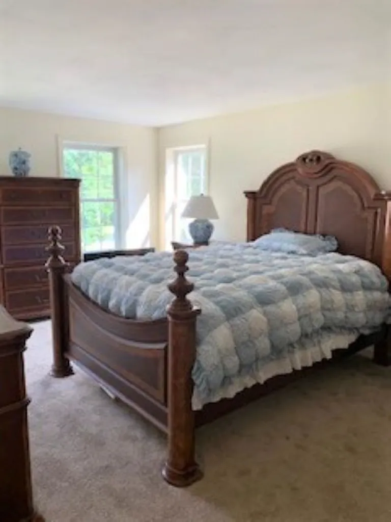 2 Smokey Lane Nashua NH 03062