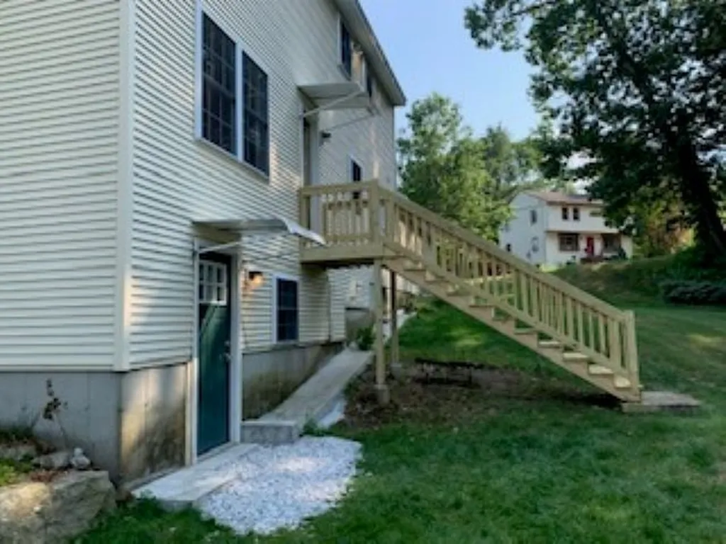 2 Smokey Lane Nashua NH 03062