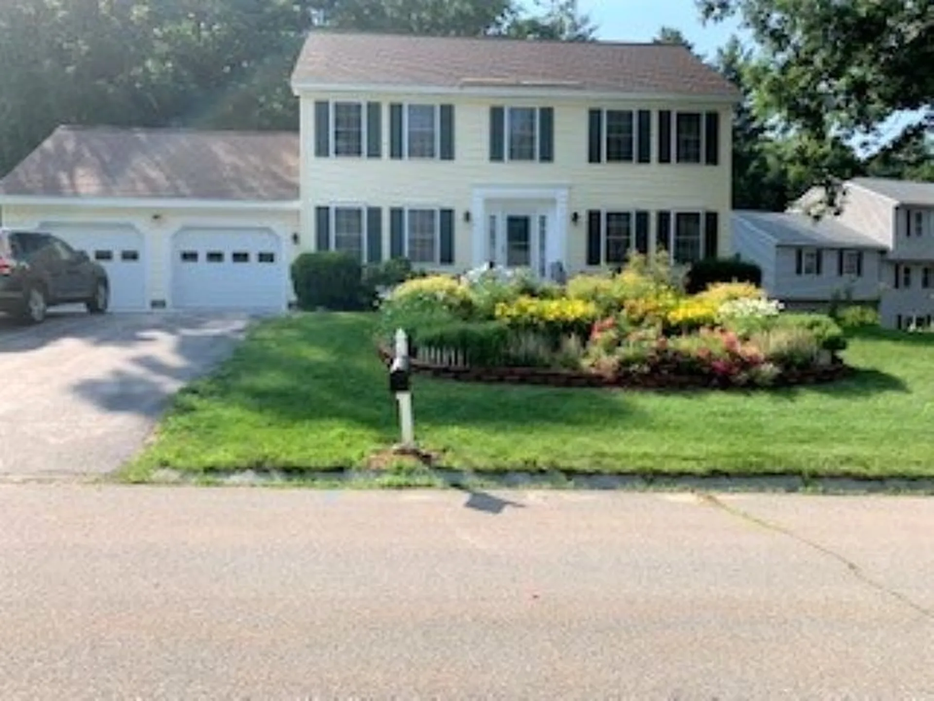 2 Smokey Lane Nashua NH 03062