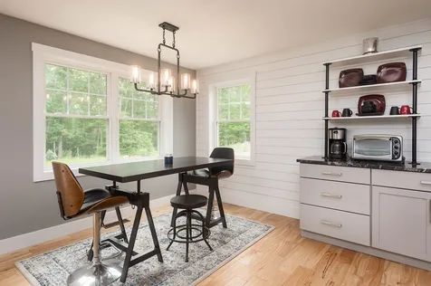 13 Chestnut Way Lee NH 03861