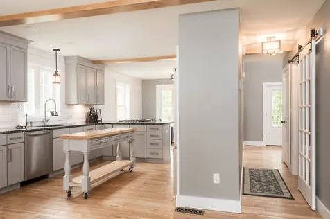13 Chestnut Way Lee NH 03861