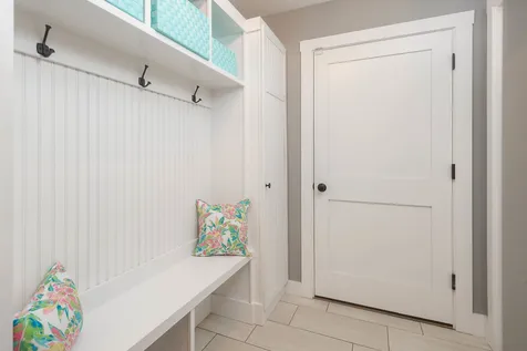 13 Chestnut Way Lee NH 03861