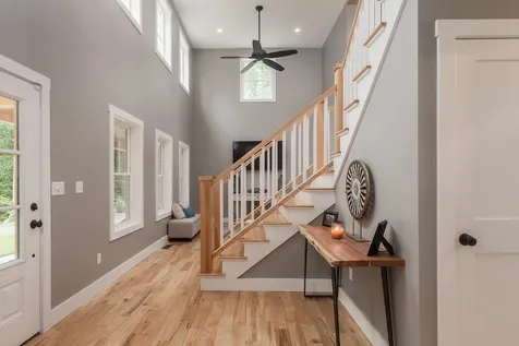 13 Chestnut Way Lee NH 03861