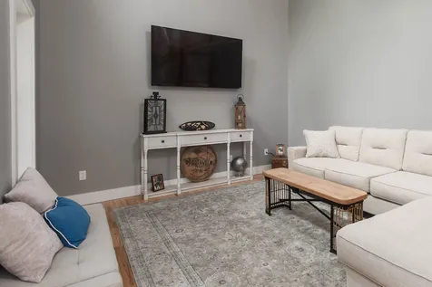 13 Chestnut Way Lee NH 03861