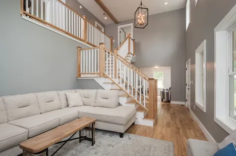 13 Chestnut Way Lee NH 03861