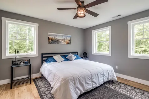 13 Chestnut Way Lee NH 03861