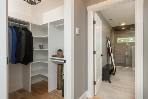13 Chestnut Way Lee NH 03861