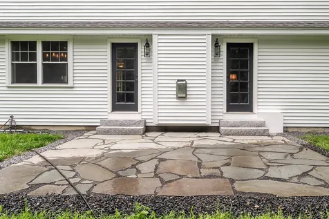 13 Chestnut Way Lee NH 03861