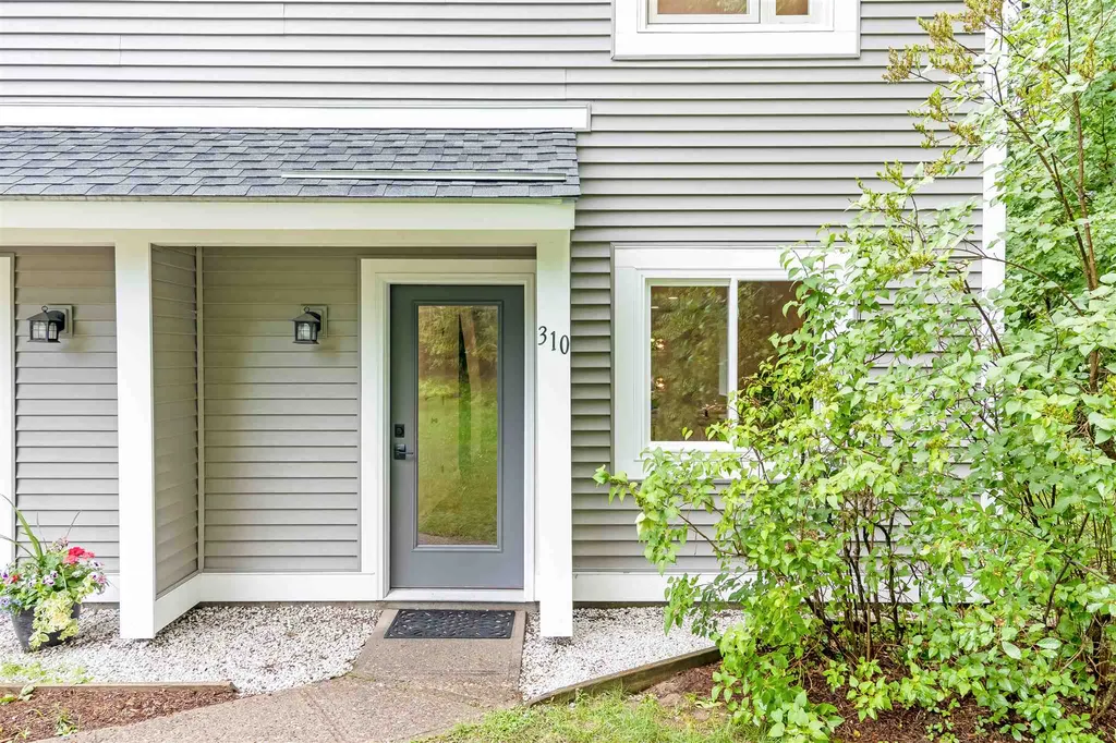 310 Sugartree Lane South Burlington VT 05403